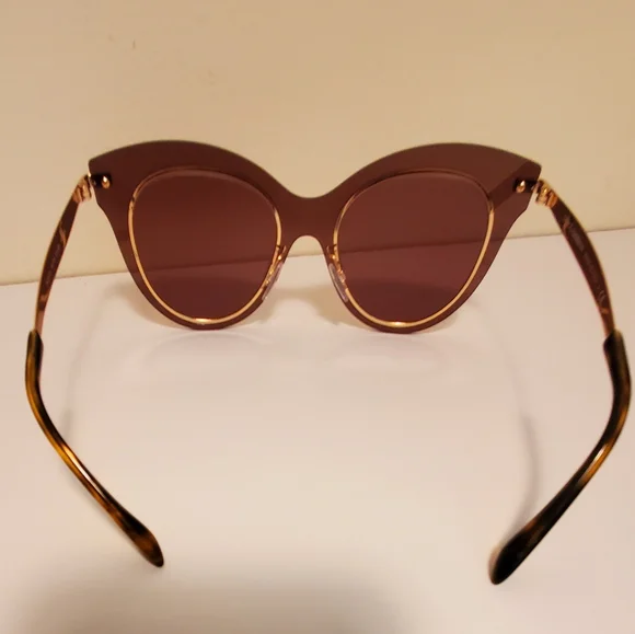 Dolce and Gabbana Ladies Sunglasses. Brown mirrored bronze - Picture 3 of 16